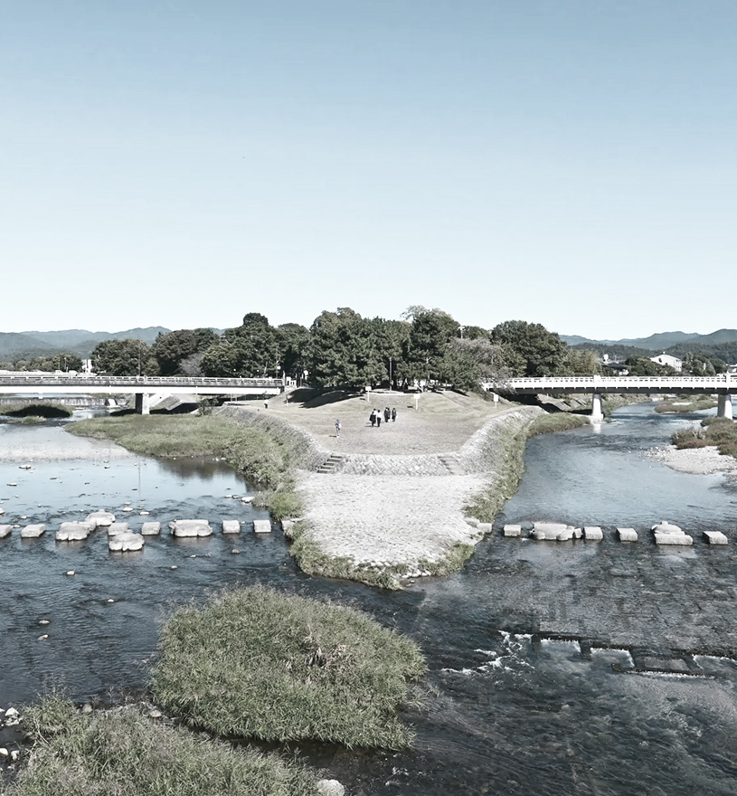 Whatever SHIMOGAMO-EAST 鴨川土手